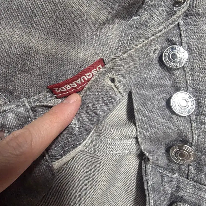 [BUNJANG] DSQUARED2 Skater Jeans / 디스퀘어드2 그레이 스케이터 44