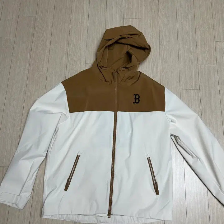 [BUNJANG] MLB Boston Windbreaker Jacket (M) / MLB 보스턴 바람막이 자켓 M사이즈 100사이즈 거의새상품