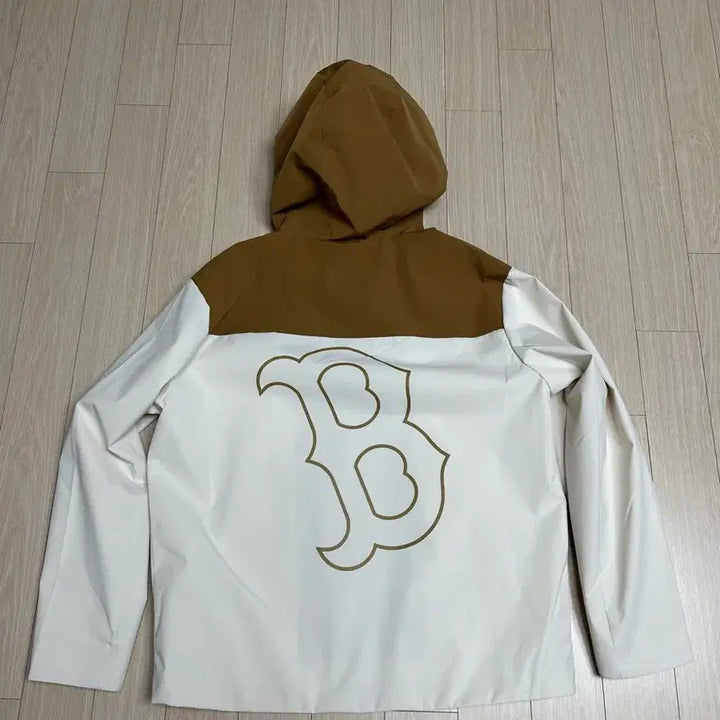 [BUNJANG] MLB Boston Windbreaker Jacket (M) / MLB 보스턴 바람막이 자켓 M사이즈 100사이즈 거의새상품