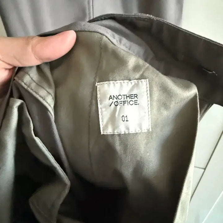 [BUNJANG] Anotheroffice Santiago Chino Pants (Olive Gray) / 어나더오피스 산티아고 치노 팬츠 (올리브 그레이)