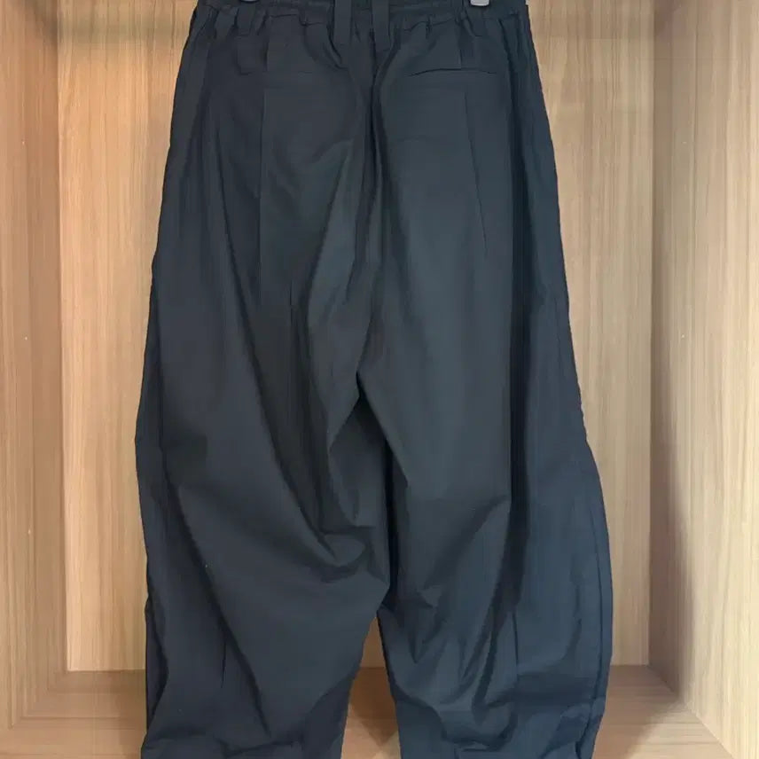 [BUNJANG] Songzio Dart Wide Pants Black 76 / 송지오 컬렉션 다트 와이드 팬츠 블랙 76