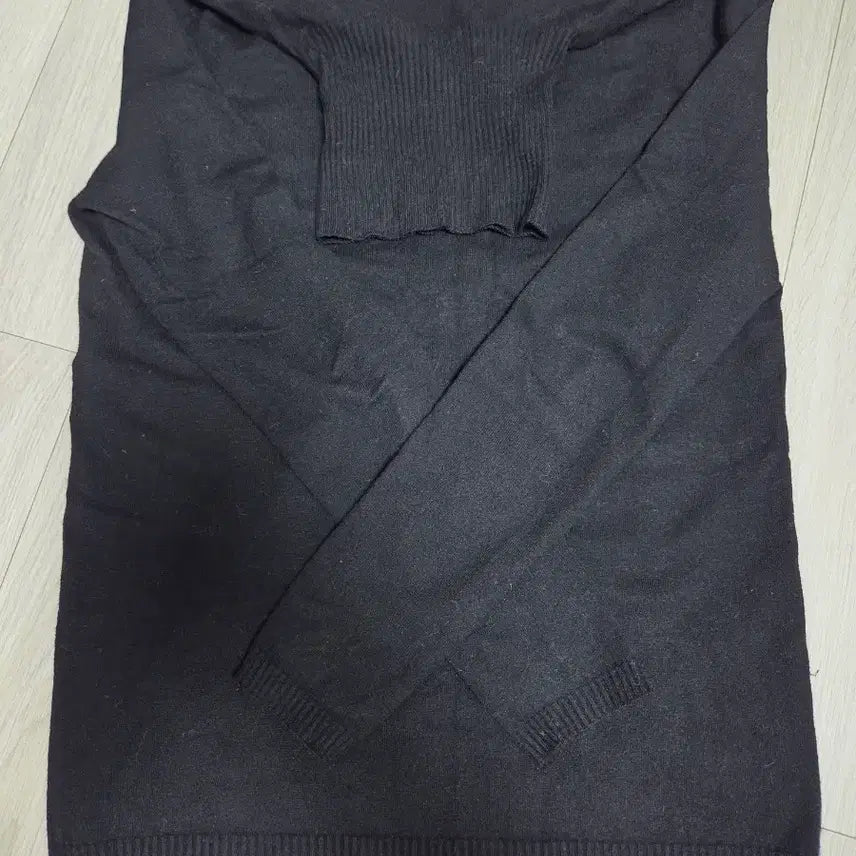 [SOLD OUT] 블랑쇼 르미에르메 터틀넥 니트 블랙 s