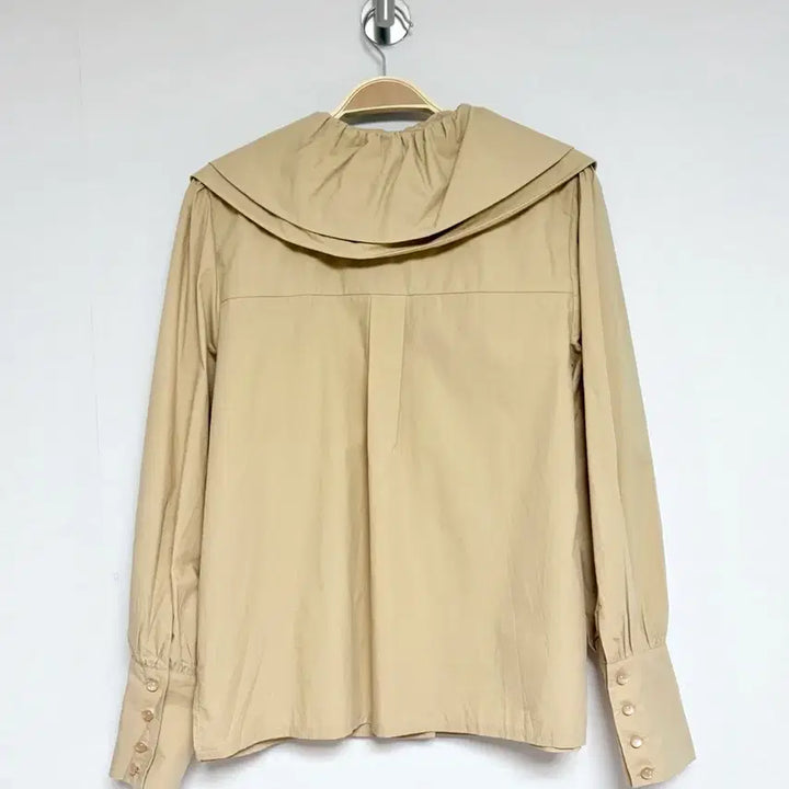 [BUNJANG] Beige Big Collar Blouse Puff Sleeve Shirt / 새상품) 베이지 빅카라 블라우스 퍼프 셔츠 카라 디테일