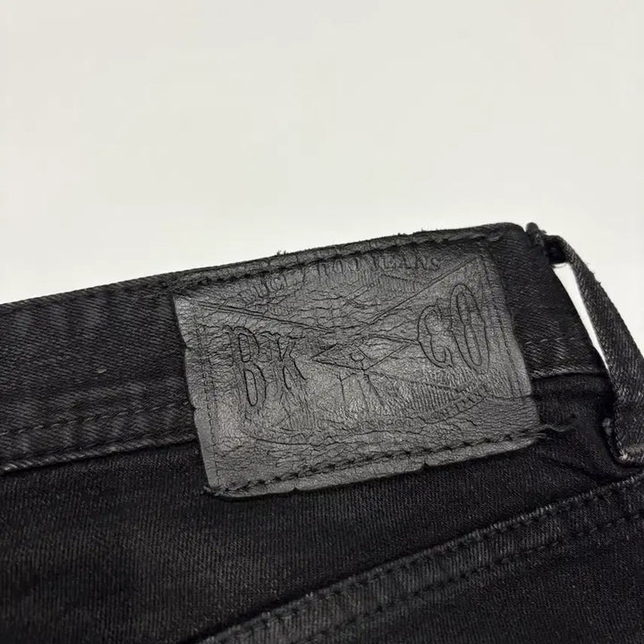[BUNJANG] Buckroo Distressed Black Denim Jeans / Buckroo 버커루 블랙 디스트로이드 데님 청바지