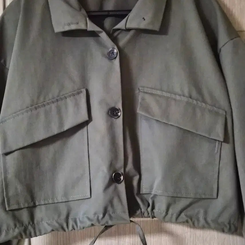 [BUNJANG] Khaki Crop Thin Field Jacket M / 카키색 크롭 얇은 야상 점퍼 스타일 M