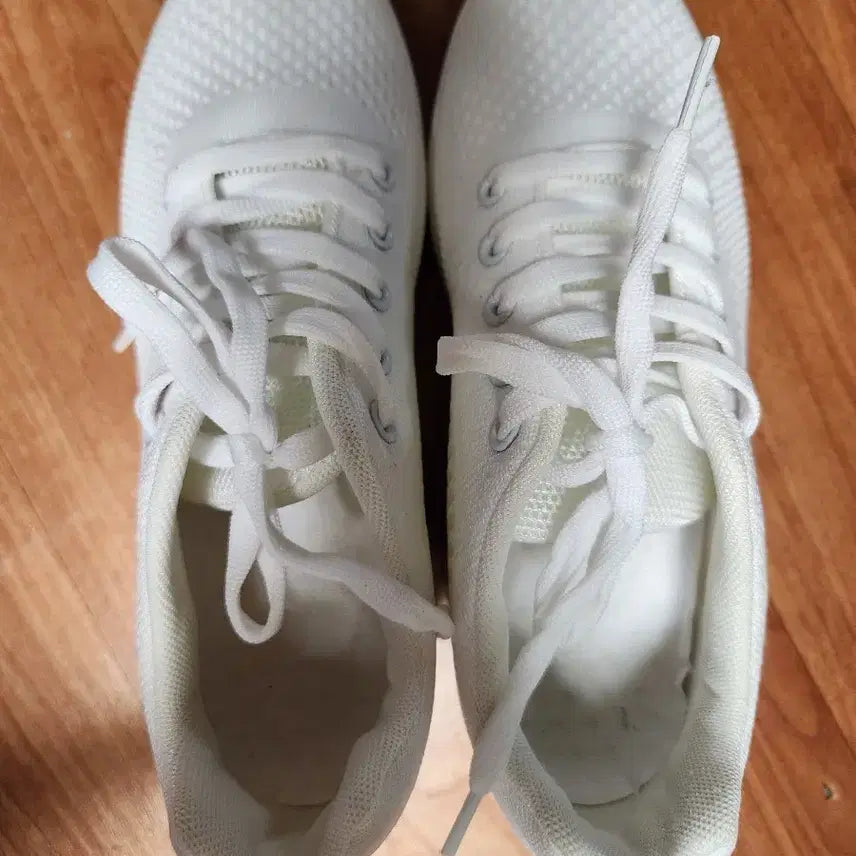 [BUNJANG] White Mesh Shuffle Dance Sneakers / 셔플댄스용 운동화