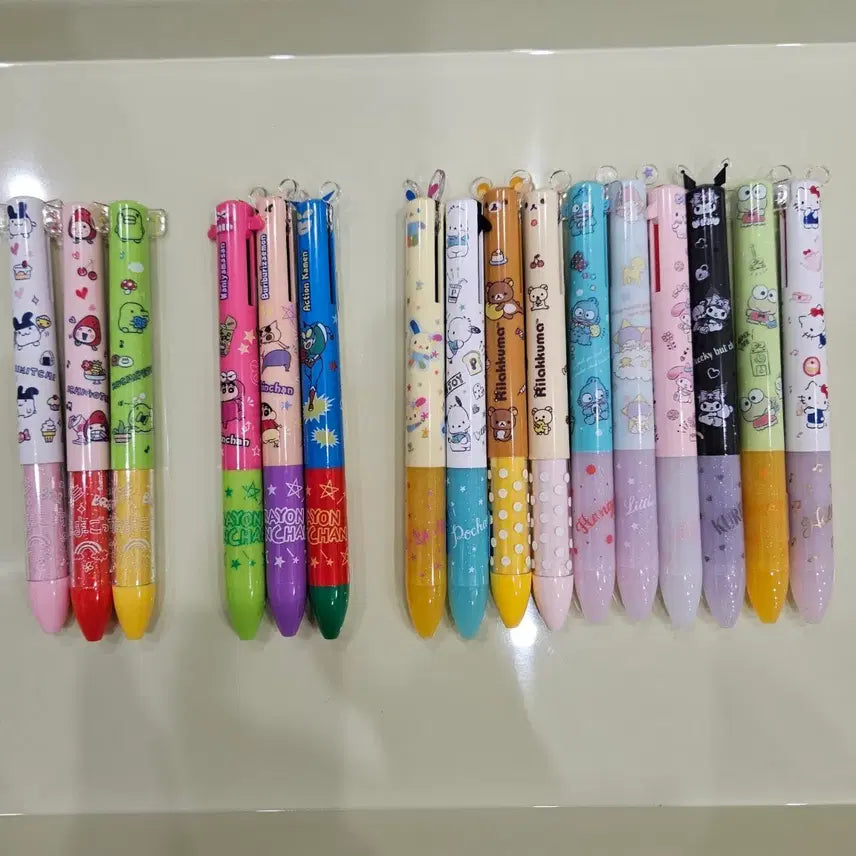 [BUNJANG] Assorted Character 2-Color Ballpoint Pens (Tamagotchi, Crayon Shin-chan, Hello Kitty, Usahana, Rilakkuma, Hankodong, Keropi) / (새상품)다마고치 짱구 키티 우사하나 리락쿠마 한교동 케로피 등등 2색펜