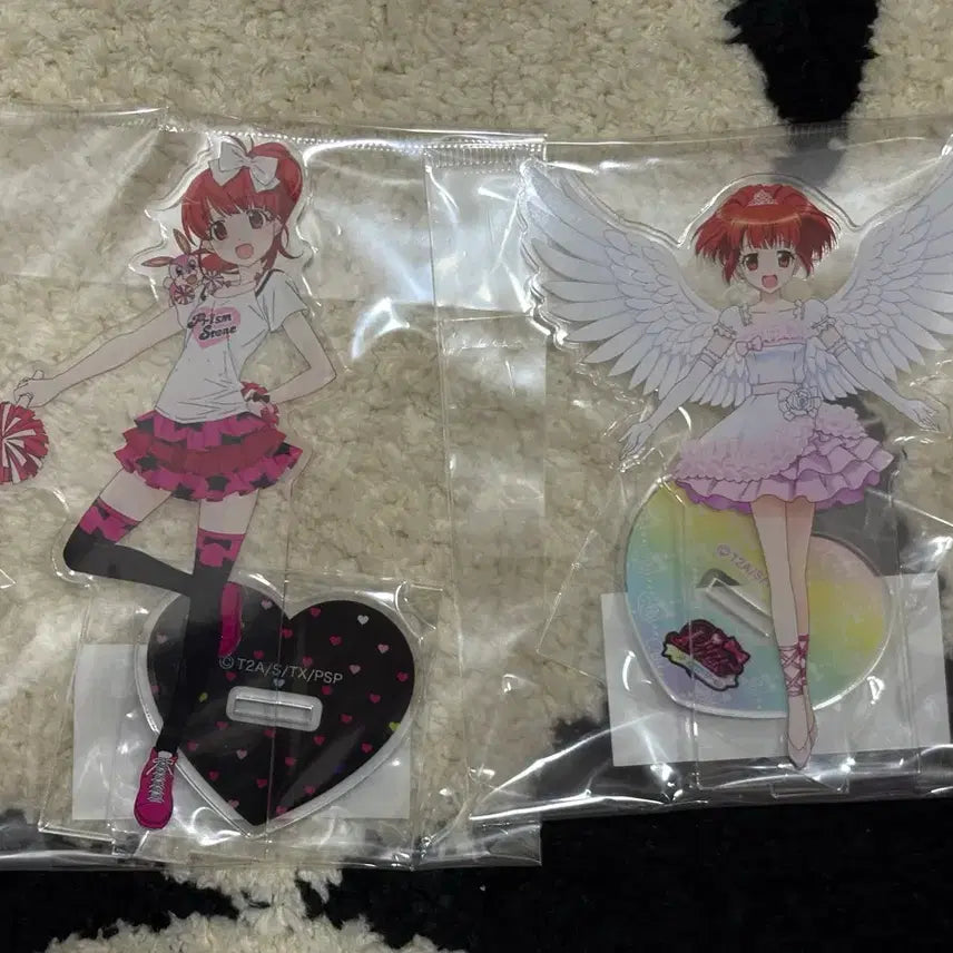 [BUNJANG] Prismstone Ira Acrylic Stand Set (Casual, Practice, Aurora, Wedding) / 미개봉 일괄) 프리즘스톤 아이라 아크릴 스탠드 사복 연습복 오로라 웨딩