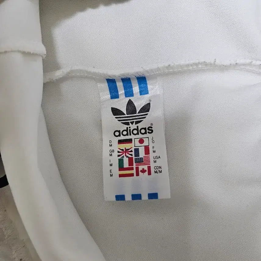 [SOLD OUT] 아디다스 삼선 파이어버드 트랙 팬츠 화이트 M