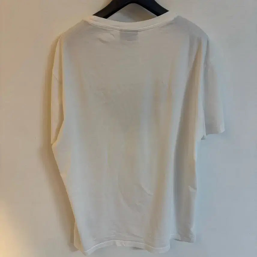 [SOLD OUT] (상태굿)엠포리오 아르마니 반팔티 화이트(XL,105-110)
