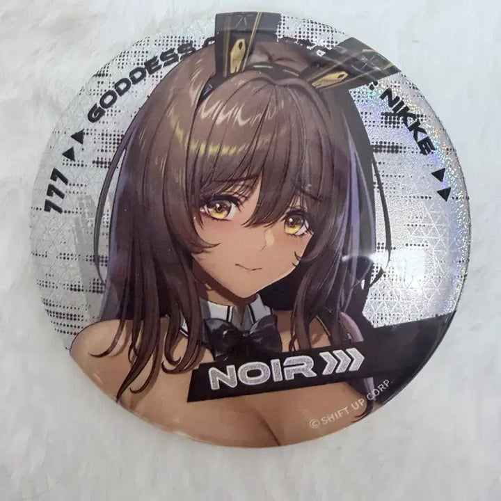 [BUNJANG] Niki Noir Hologram Can Badge / 니케 누아르 홀로그램 캔뱃지