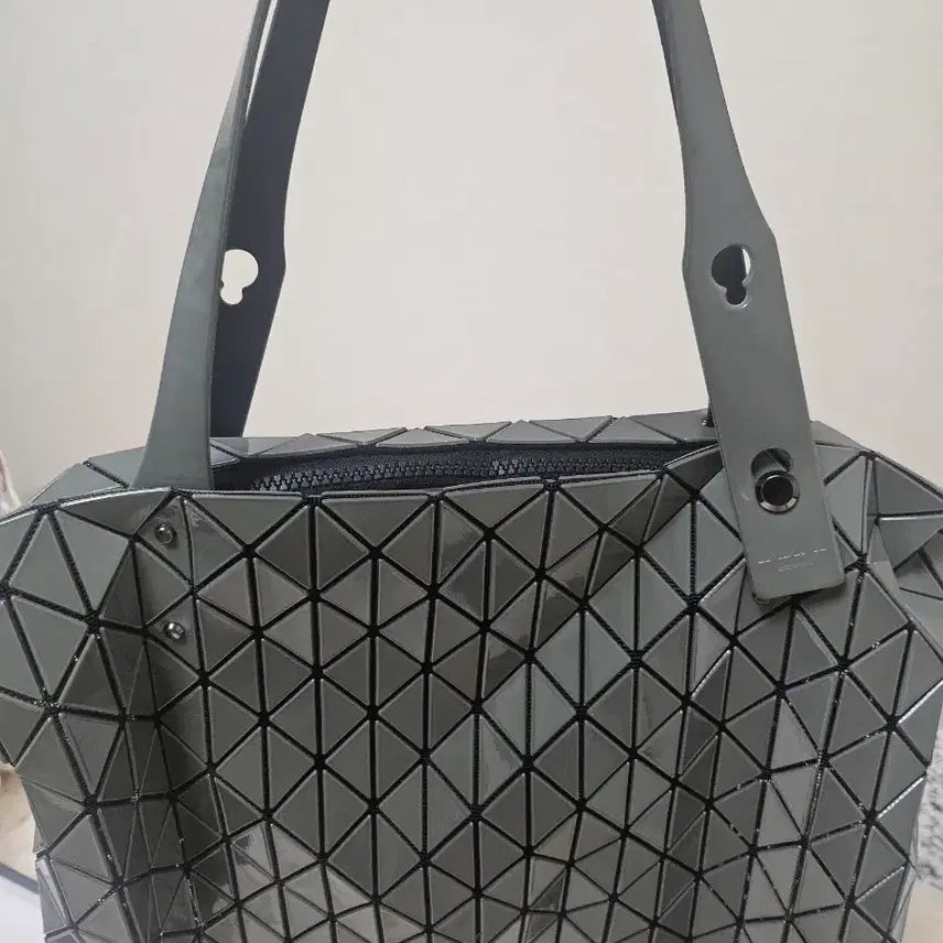 [BUNJANG] Issey Miyake Bao Bao Lucent Metallic Tote Bag / 바오바오