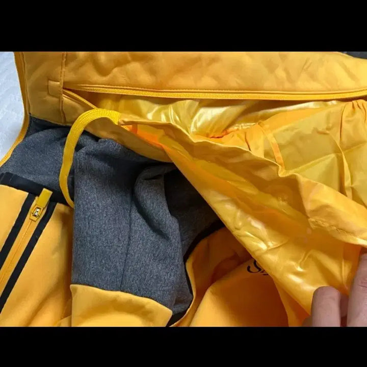 [SOLD OUT] 르꼬끄 푸조 콜라보 집업 (초특가판매)
