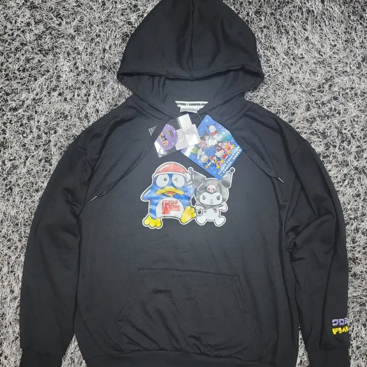 [BUNJANG] Donpen Kuromi Collaboration Hoodie (Black) M / 돈펭 산리오 쿠로미 콜라보 후드티 M