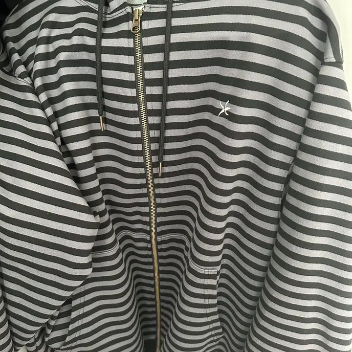 [SOLD OUT] 더콜디스트모먼트 후드집업 TCM stripe hooded zip-up