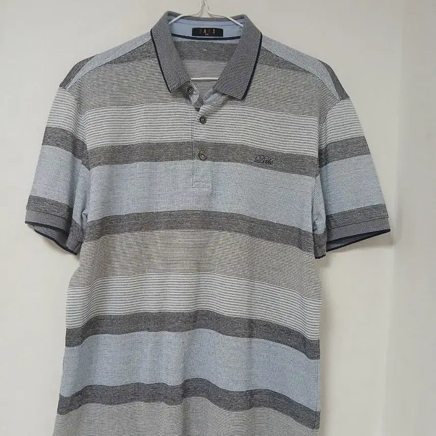 [SOLD OUT] 닥스 스트라이프 반팔 카라티 100