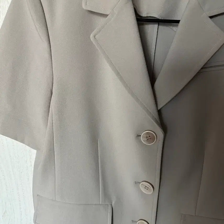 [BUNJANG] Beige Women&
