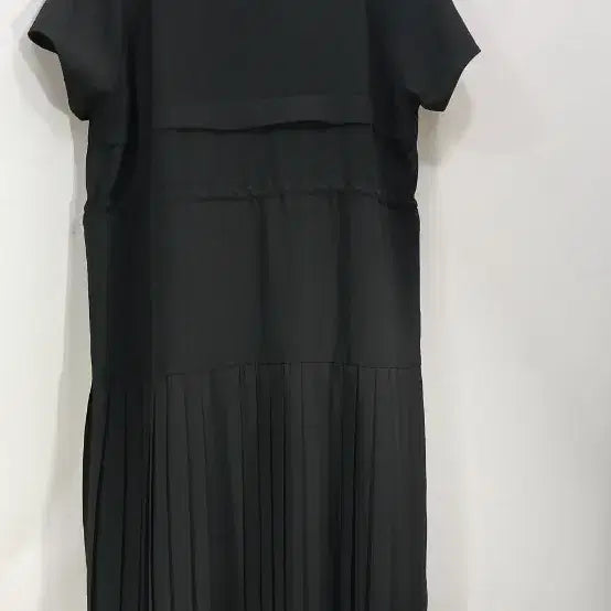 [BUNJANG] My Name is Black Long Pleated Dress / 마이네임이즈 블랙 롱  플리츠 원피스