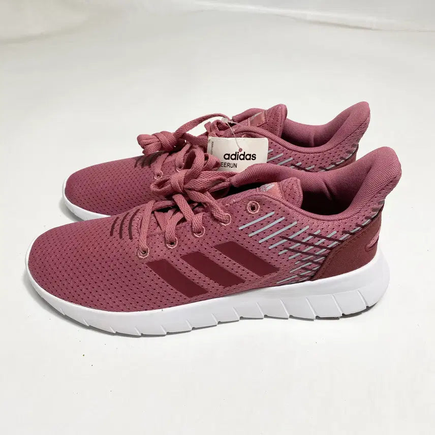 [SOLD OUT] 새상품 아디다스 런닝화 235