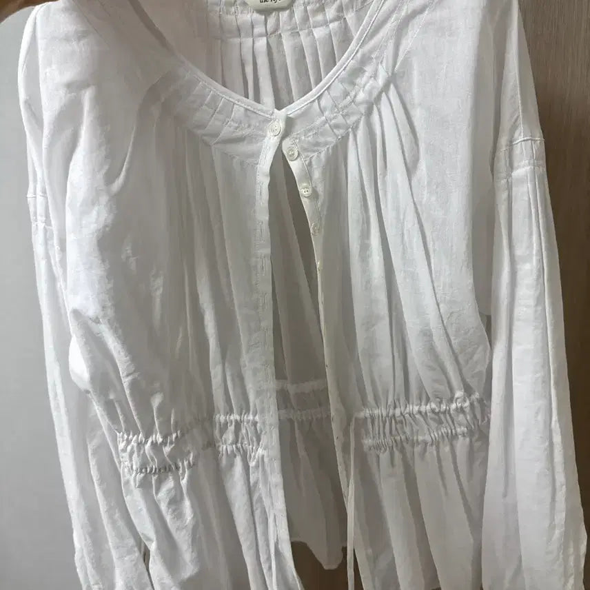 [BUNJANG] The Lai Blouse / 더라이 블라우스