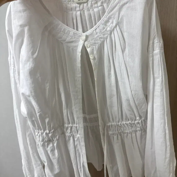 [BUNJANG] The Lai Blouse / 더라이 블라우스
