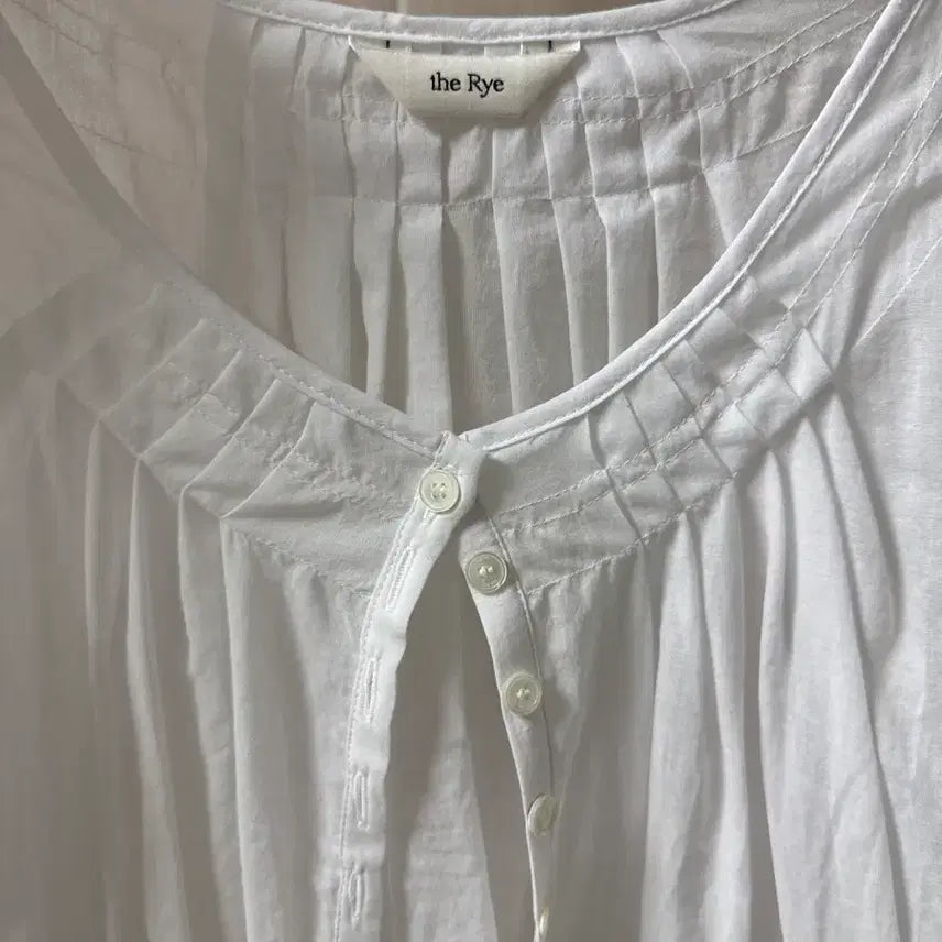 [BUNJANG] The Lai Blouse / 더라이 블라우스