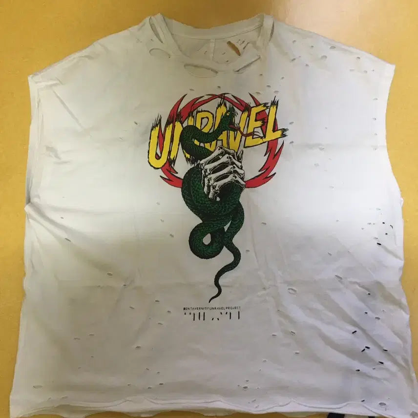[BUNJANG] Unravel Project Distressed Grunge Sleeveless Top / 언레블프로젝트 디스트레스트 그런지 민소매