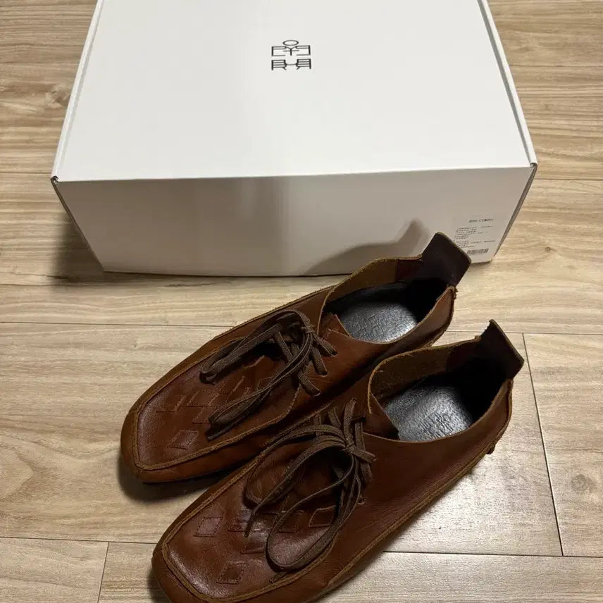 [SOLD OUT] [2] 폴리테루 스티치드 왈라비 레더 딥 브라운