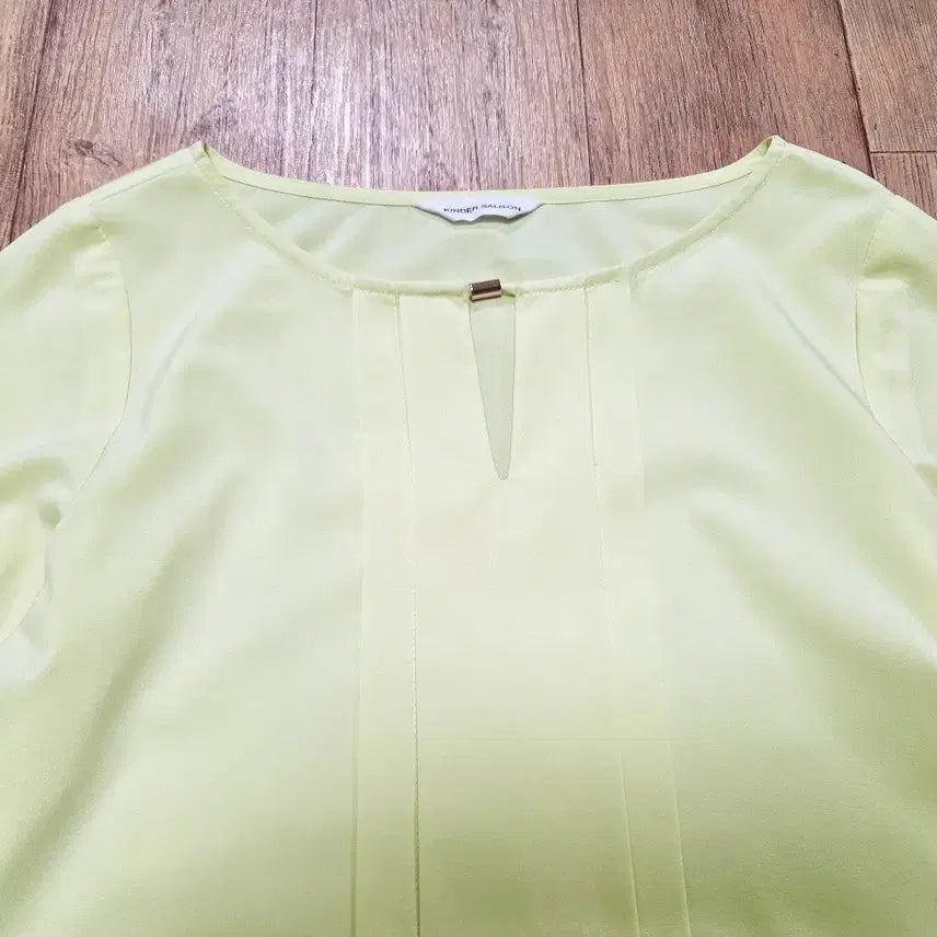 [BUNJANG] kinder salmon Yellow Blouse / 킨더살몬(kinder salmon) 블라우스 55-66