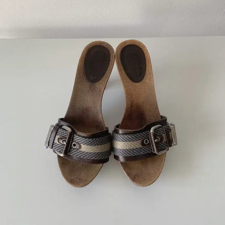 [BUNJANG] BALLY Wood Heel Sandals / BALLY 발리 우드 힐 샌들