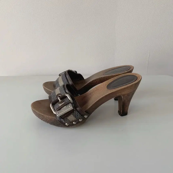 [BUNJANG] BALLY Wood Heel Sandals / BALLY 발리 우드 힐 샌들