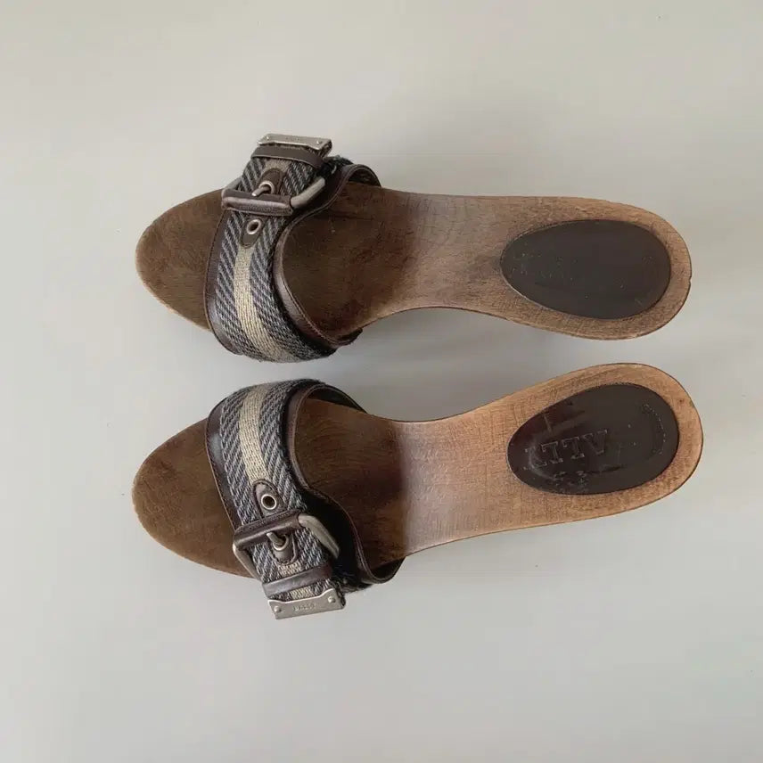[BUNJANG] BALLY Wood Heel Sandals / BALLY 발리 우드 힐 샌들