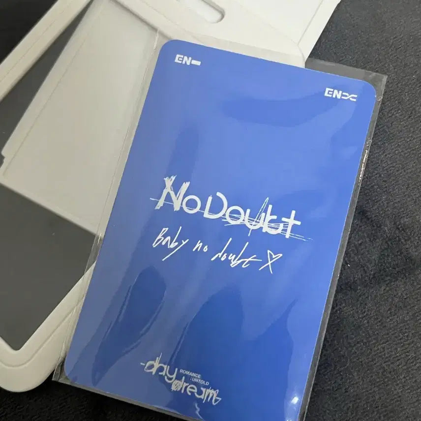 [SOLD OUT] 엔하이픈 성훈 공방 얼빡 포카 로맨스언톨드 데이드림