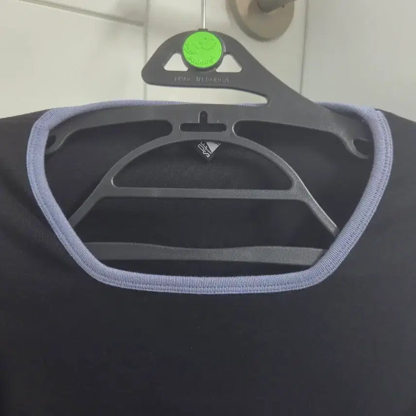 [BUNJANG] Dearstalker Square Neck T-shirt Black / 디어스토커 스퀘어넥 티셔츠 블랙
