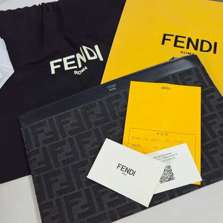 [BUNJANG] Fendi FF Logo Clutch Bag / 펜디 FF 로고 클러치백