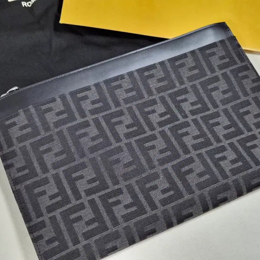 [BUNJANG] Fendi FF Logo Clutch Bag / 펜디 FF 로고 클러치백