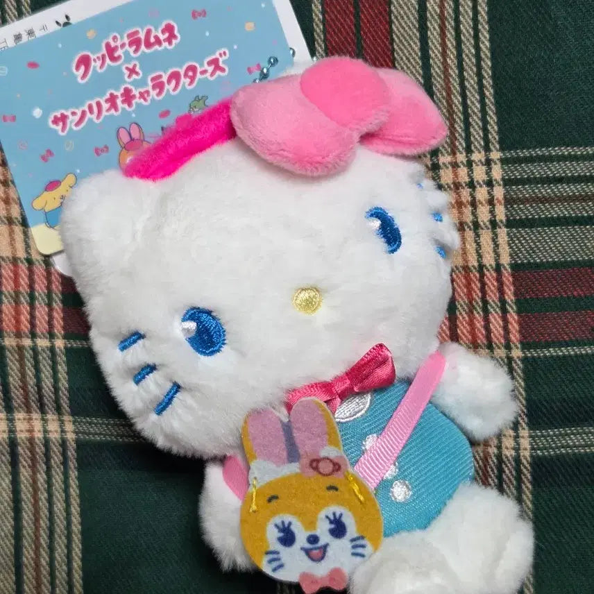 [BUNJANG] Sanrio x Disney Characters (Hello Kitty, Goofy, Ramune) Collaboration Plush Keychain / 새 상품) 산리오 헬로키티 구피 라무네 마스코트 콜라보 인형 키링