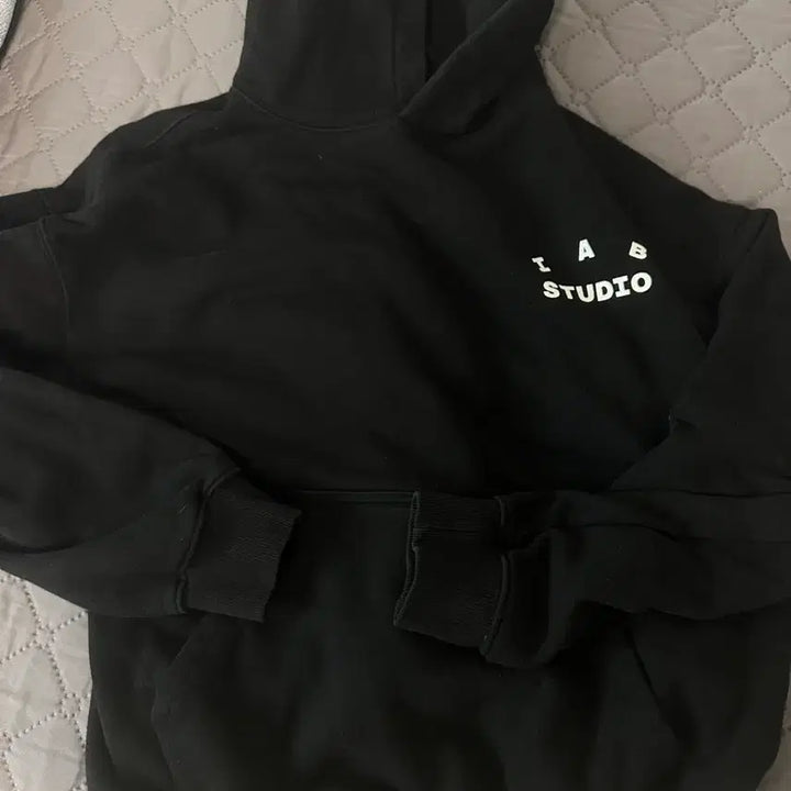 [BUNJANG] IAB Studio Hoodie Black L / 아이앱 스튜디오 후드 블랙 l사이즈