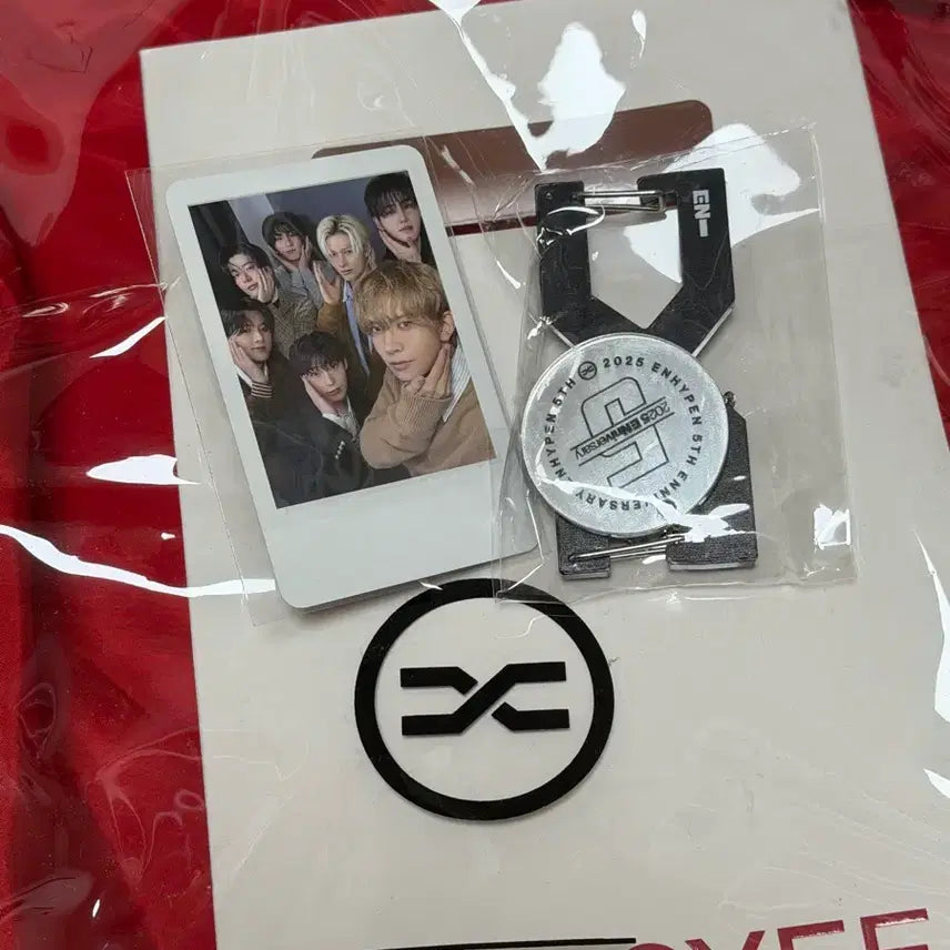 [BUNJANG] ENHYPEN Lotte World Reverse Support Photocard Polaroid Set / 엔하이픈 롯데월드 역조공 공방 포토카드 포카 폴라