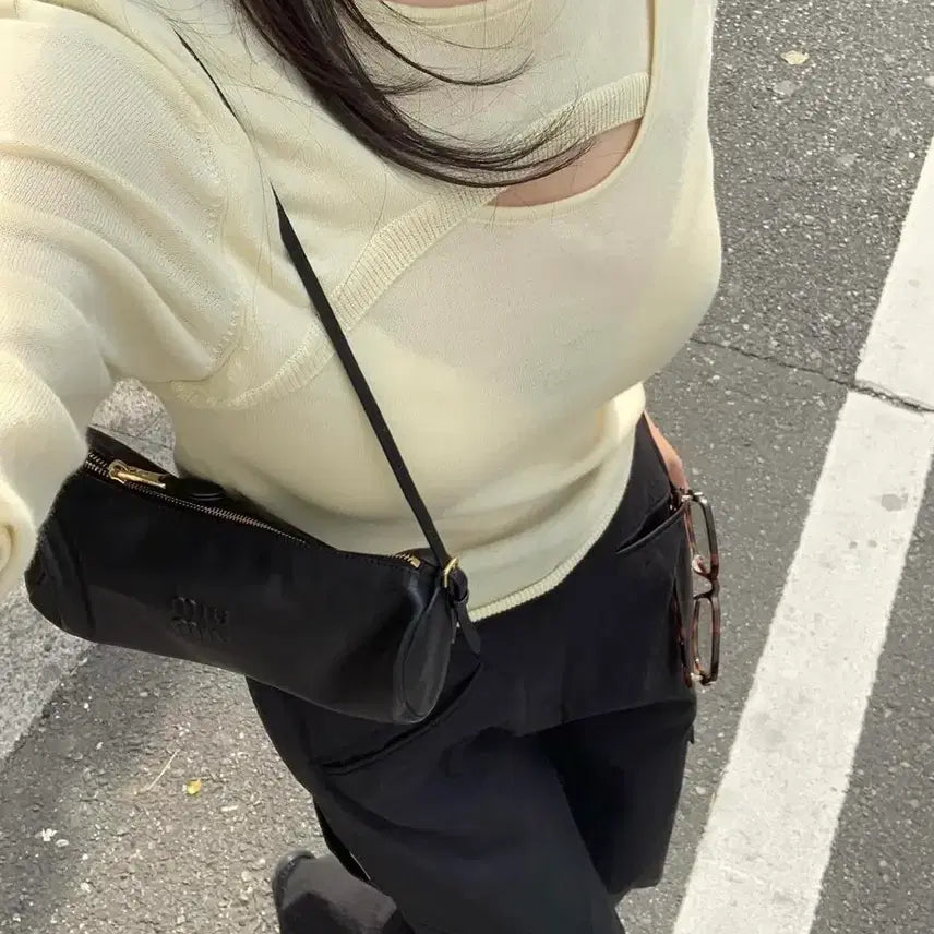 [BUNJANG] Love Me U Maison Slit Knit Top / 새상품)러브미우 메종트임니트