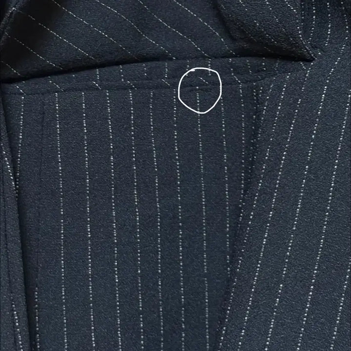 [BUNJANG] On&amp;On Navy Stripe Jacket &amp; Asymmetrical Slacks Set / On&amp;On(온앤온) 네이비 스트라이프 자켓 &amp; 언발 슬랙스 셋업