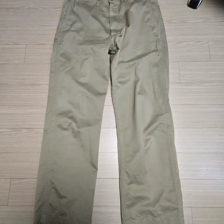 [SOLD OUT] 버즈릭슨 치노 팬츠 33 모드맨 별주 카키