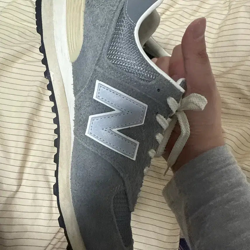 [SOLD OUT] 포터리x뉴발란스 574 그레이 uk10(275-280추천)