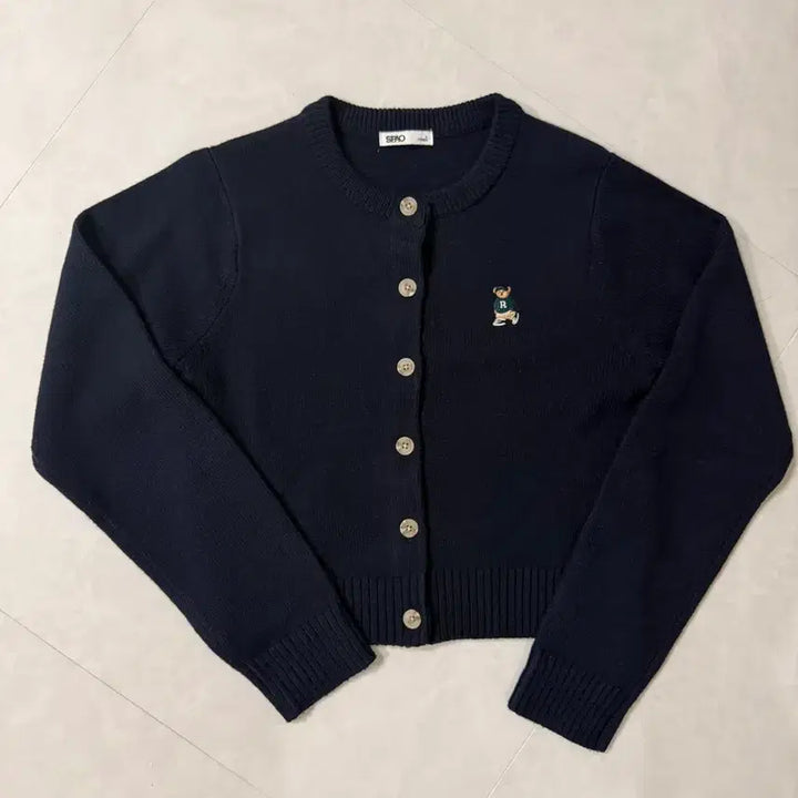 [BUNJANG] SPAO Embroidered Cropped Cardigan Navy L / 스파오 자수 크롭 가디건 네이비 L