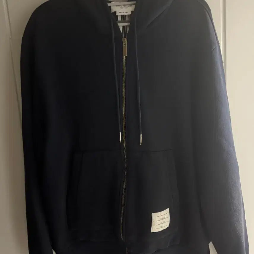 [SOLD OUT] 톰브라운 백삼선 후드집업 4사이즈