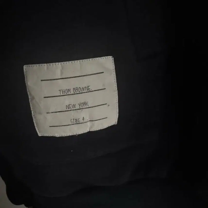 [SOLD OUT] 톰브라운 백삼선 후드집업 4사이즈