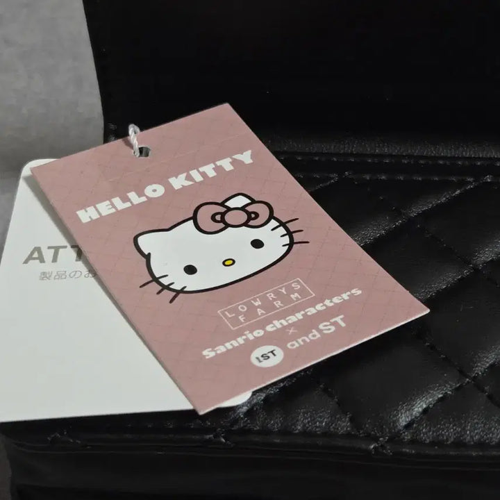 [BUNJANG] Hello Kitty Pink Quilted Card Wallet / 헬로키티 핑크 퀼팅 카드지갑 로리즈팜 미퍼센트