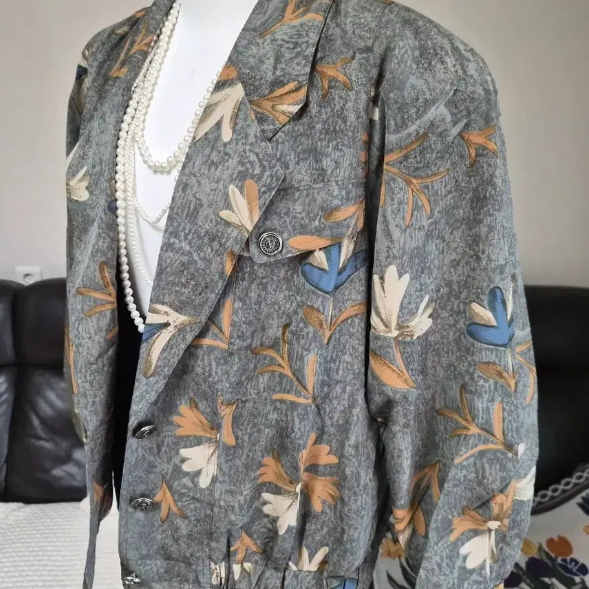 [BUNJANG] Unique Floral Blouson Jacket / [특가] 세련 유니크 플라워 블루종 자켓