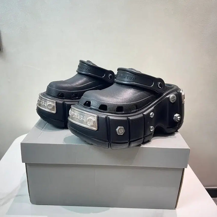 [BUNJANG] Balenciaga Crocs Clog / 발렌시아가 크록스 클로그 / 병행수입 / 미사용