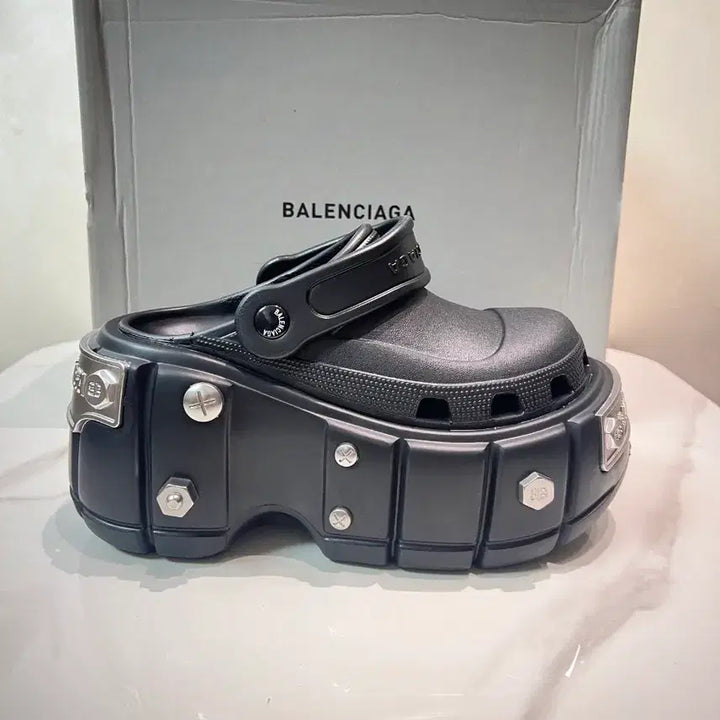 [BUNJANG] Balenciaga Crocs Clog / 발렌시아가 크록스 클로그 / 병행수입 / 미사용